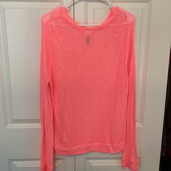 PINK sweaters - Picture 3 of 5